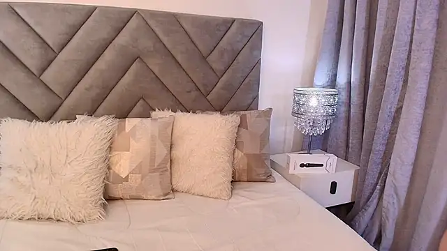 sara owens7 online show from 04-16-26, 01:28