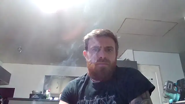 Snapshot of Bikerhot883hd chatting on 01-11-26, 02:44 Bikerhot883hd online show from 01-11-26, 02:44