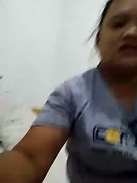 ChubbyMommy30 online show from 09-19-25, 12:34