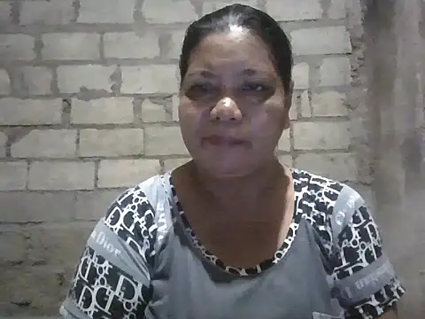 Snapshot of xxbernxxx chatting on 10-14-25, 09:59 xxbernxxx online show from 10-14-25, 09:59