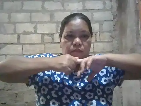 Snapshot of xxbernxxx chatting on 10-18-25, 02:03 xxbernxxx online show from 10-18-25, 02:03