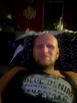 Snapshot of Sylwek chatting on 05-11-26, 01:55 Sylwek online show from 05-11-26, 01:55