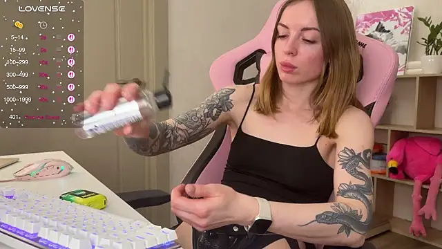 Melissaluvvv online show from 04-04-26, 03:42