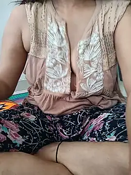 Snapshot of soni_yhakur chatting on 05-22-26, 01:13 soni yhakur online show from 05-22-26, 01:13