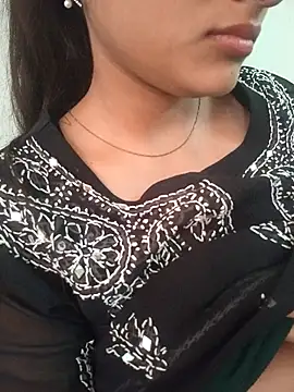 Neha Tyagi online show from 10-29-25, 05:20