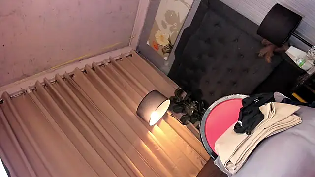 asiangorgeouspetite online show from 11-24-25, 02:00