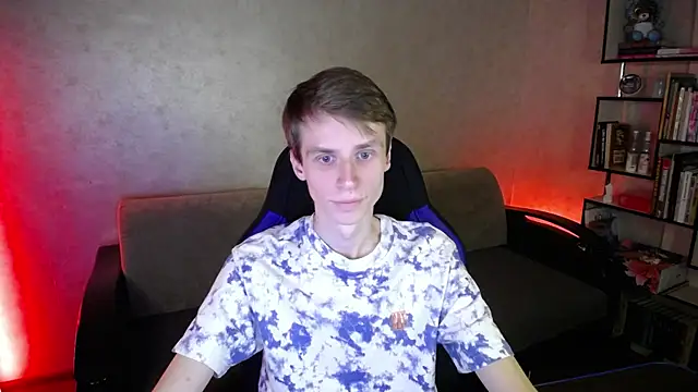 Snapshot of yes_cute_boy_ chatting on 10-01-25, 06:14 yes cute boy online show from 10-01-25, 06:14