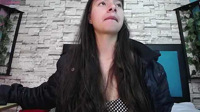 Snapshot of maily_can chatting on 09-13-25, 12:38 maily can online show from 09-13-25, 12:38