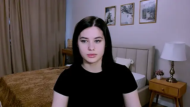 lil angel  online show from 02-17-26, 08:11