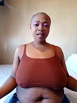 Snapshot of missboobiesSA chatting on 05-11-26, 10:54 missboobiesSA online show from 05-11-26, 10:54