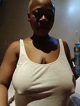 Snapshot of missboobiesSA chatting on 05-27-26, 01:57 missboobiesSA online show from 05-27-26, 01:57