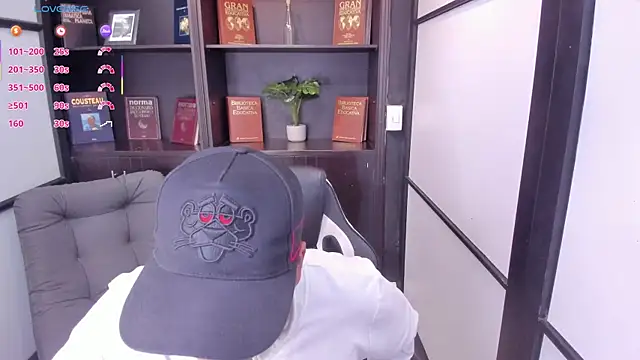 IsaacBlack  online show from 10-13-25, 04:34