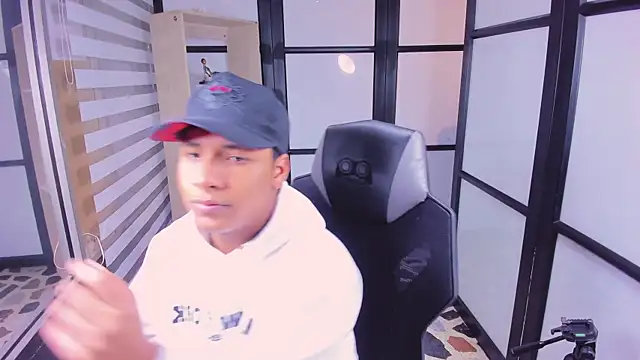 IsaacBlack  online show from 10-14-25, 04:13