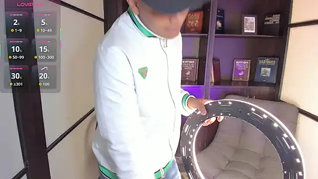 IsaacBlack  online show from 10-21-25, 04:35