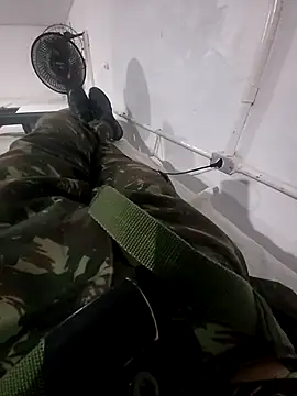 Snapshot of Braz96 chatting on 10-07-25, 11:02 Braz96 online show from 10-07-25, 11:02