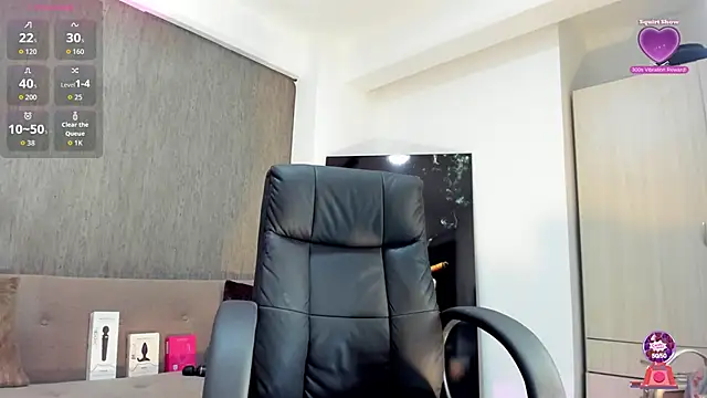 lily cash1 online show from 10-18-25, 07:14