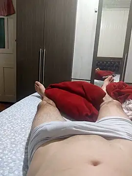 Gustavo198045 online show from 09-19-25, 01:29