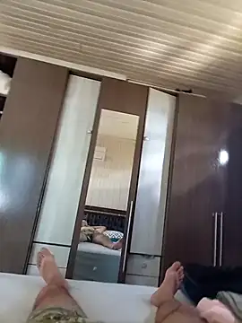 Snapshot of Gustavo198045 chatting on 03-11-26, 05:41 Gustavo198045 online show from 03-11-26, 05:41