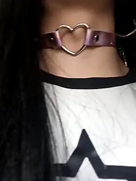 Foxxy Doll online show from 10-07-25, 02:47