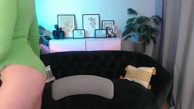 Natalee Love online show from 09-09-25, 12:43