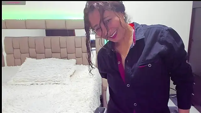 gabrielaponce11 online show from 10-15-25, 11:27