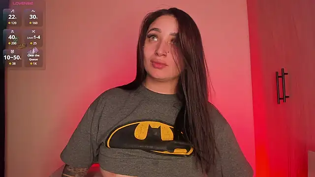 Snapshot of scarlett_Collinss chatting on 05-20-26, 01:01 scarlett Collinss online show from 05-20-26, 01:01