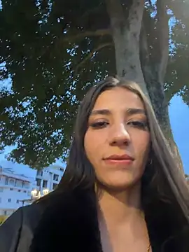 Snapshot of -juicy_ chatting on 06-04-26, 11:11 -juicy online show from 06-04-26, 11:11