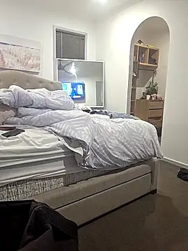 iamthepublickmasterbater online show from 11-16-25, 07:19