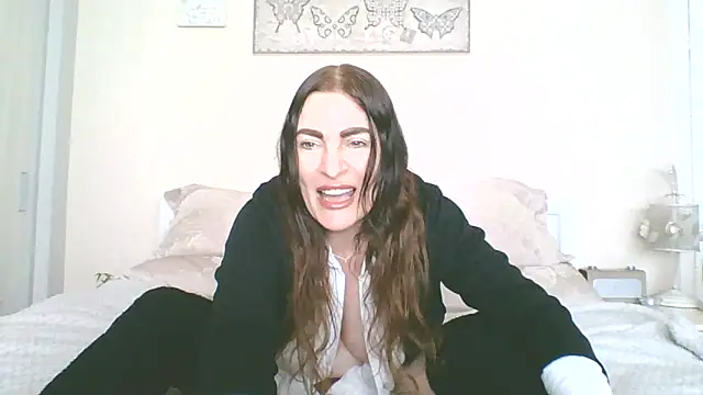 EllaKent online show from 04-22-26, 02:40