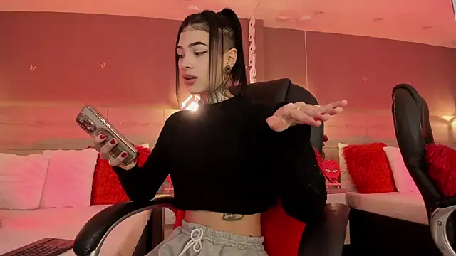 Snapshot of aa_lunit chatting on 02-19-26, 02:35 aa lunit online show from 02-19-26, 02:35