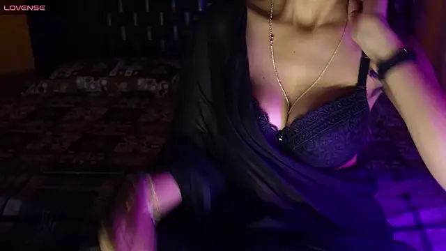 NidhiChandra online show from 10-09-25, 05:00