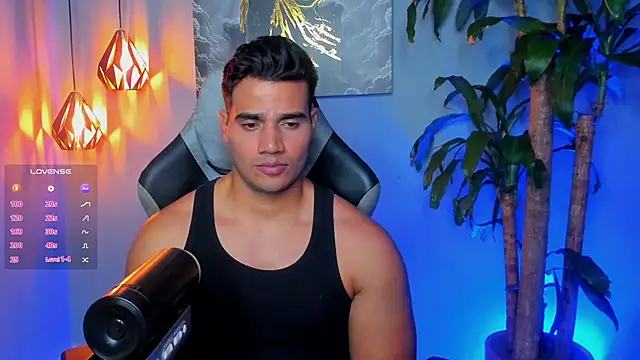 AndresR3 online show from 10-24-25, 08:22