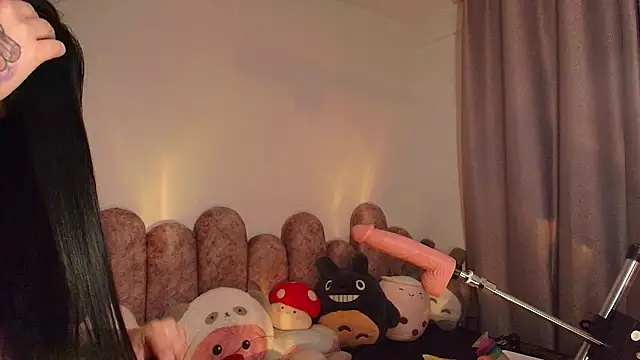 Claiborne Morris online show from 10-17-25, 02:15