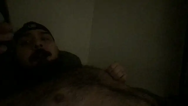 Snapshot of daddydrewskiez chatting on 10-05-25, 11:13 daddydrewskiez online show from 10-05-25, 11:13