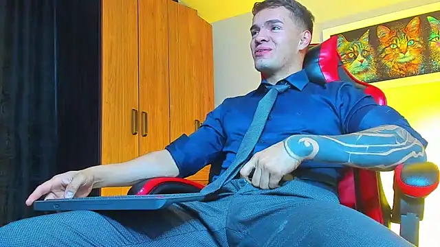 ALPHA DOMINUS  online show from 10-02-25, 03:57