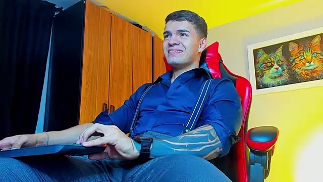 ALPHA DOMINUS  online show from 10-08-25, 03:59