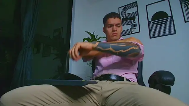 ALPHA DOMINUS  online show from 04-17-26, 04:37