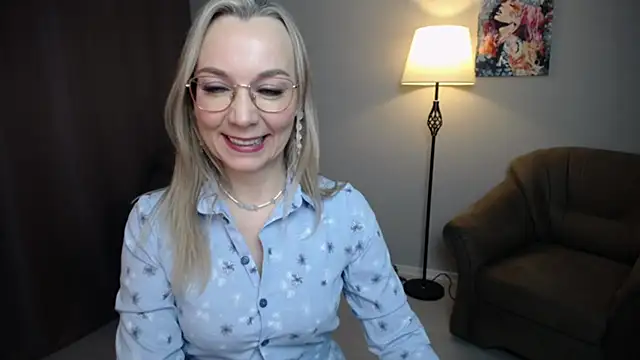 Ava Elior online show from 12-19-25, 11:17