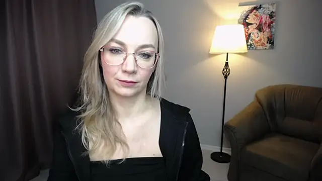 Ava Elior online show from 01-12-26, 11:37