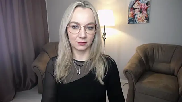 Ava Elior online show from 03-28-26, 10:37