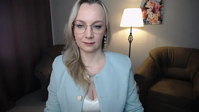 Snapshot of Ava_Elior chatting on 05-11-26, 10:21 Ava Elior online show from 05-11-26, 10:21