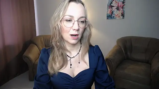 Snapshot of Ava_Elior chatting on 06-13-26, 10:24 Ava Elior online show from 06-13-26, 10:24