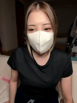  Kaori online show from 10-16-25, 04:08