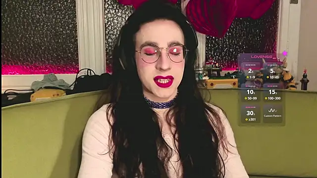 Snapshot of Zesty_Peach chatting on 02-12-26, 12:05 Zesty Peach online show from 02-12-26, 12:05