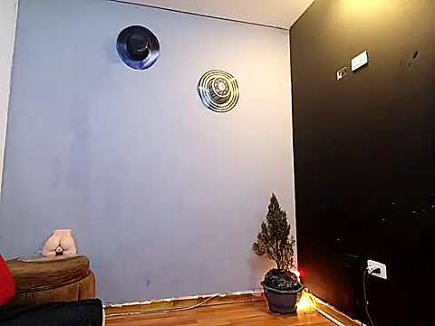 Snapshot of jhonny_thes28 chatting on 09-23-25, 03:26 jhonny thes28 online show from 09-23-25, 03:26