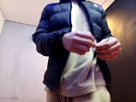 Snapshot of jhonny_thes28 chatting on 10-08-25, 09:29 jhonny thes28 online show from 10-08-25, 09:29