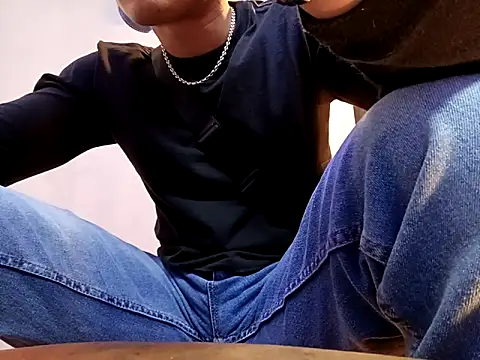 Snapshot of jhonny_thes28 chatting on 10-19-25, 08:20 jhonny thes28 online show from 10-19-25, 08:20