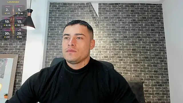 Snapshot of connorsmiith chatting on 10-06-25, 11:51 connorsmiith online show from 10-06-25, 11:51