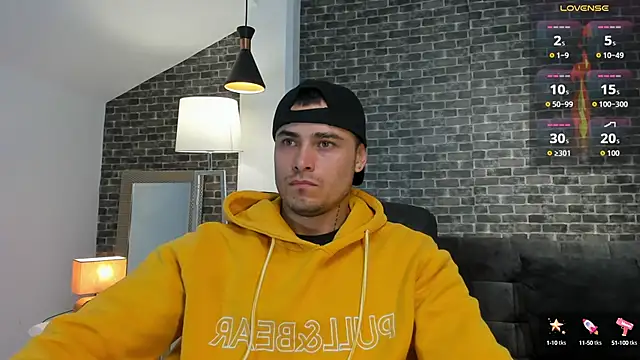 Snapshot of connorsmiith chatting on 10-14-25, 12:06 connorsmiith online show from 10-14-25, 12:06