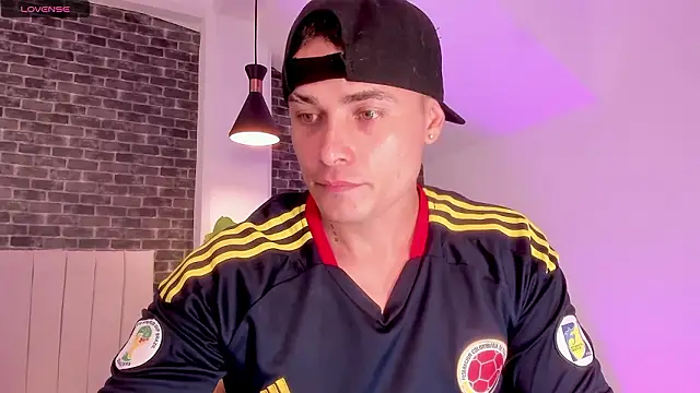 connorsmiith online show from 03-11-26, 03:51